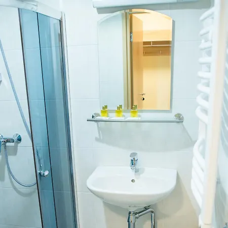 Ankur Hotel Mustvee